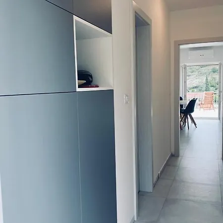 New With Panoramic View Apartman