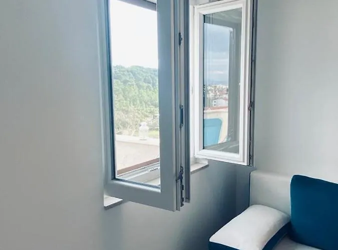 New With Panoramic View *
