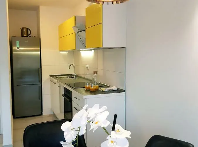شقة New With Panoramic View ستومورسكا