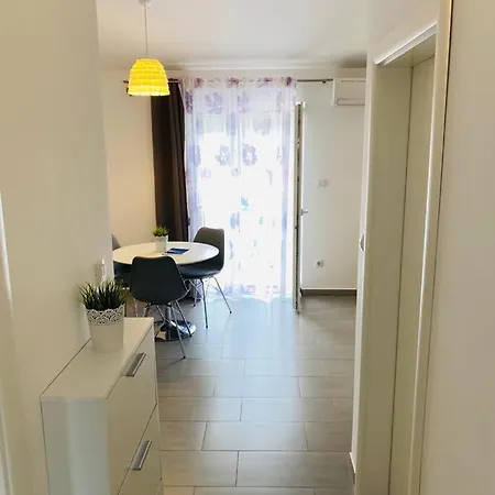 New With Panoramic View شقة